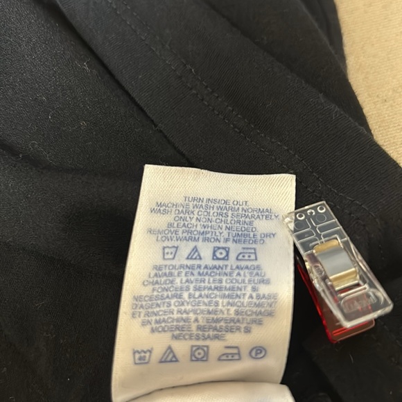 LandsEnd Petit Scooped Neck Long Sleeve T-Shirt Medium - Picture 4 of 4